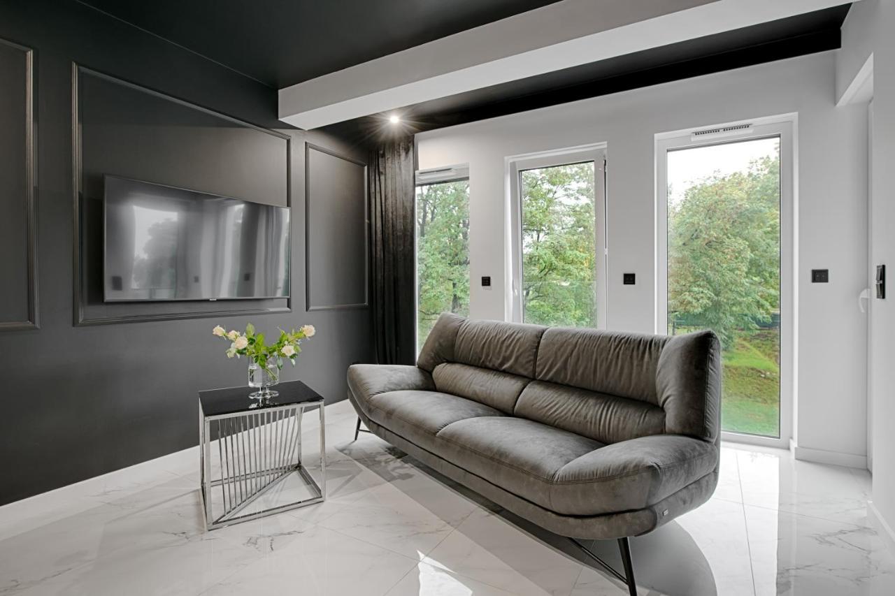 Scandal Apartament Premium Zielona Góra Buitenkant foto